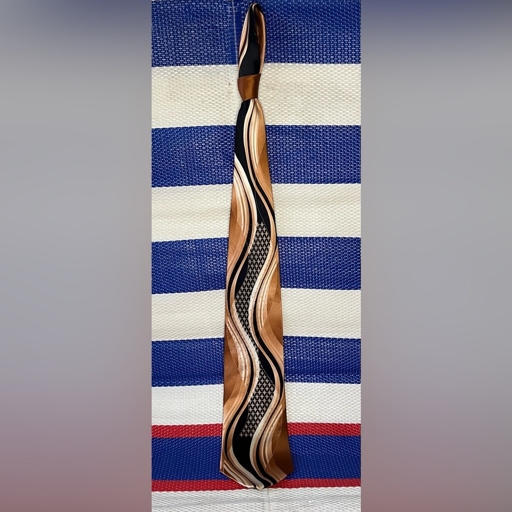 🥳✨ 100% Silk - Stacy Adams - Rich Brown & Black Abstract Neck Tie - Men’s OS